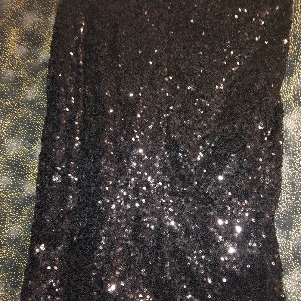 Black sequins skirt